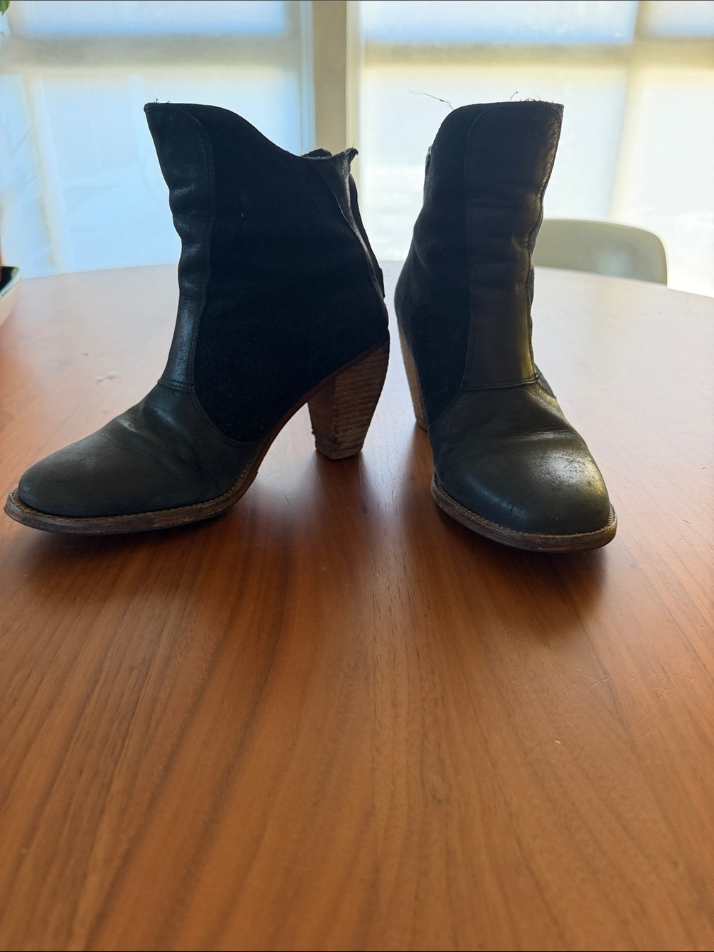 J. Shoes Ranch 2 Leather Ankle Boots Women’s Size 7